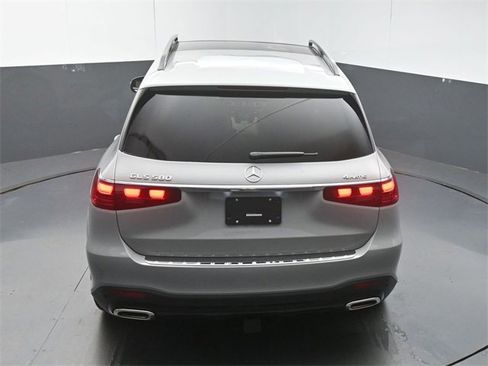 New 2026 Mercedes-Benz GLS 580 4MATIC image 47