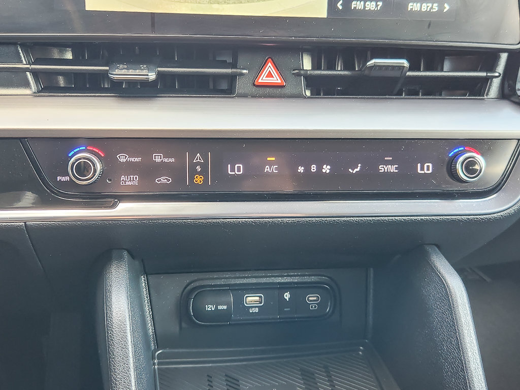 Used 2023 Kia Sportage EX FWD image 13
