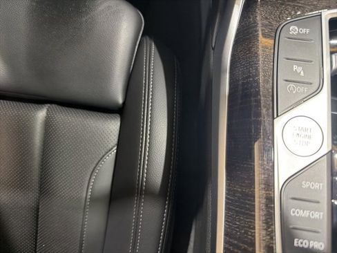 Certified 2023 BMW 330i xDrive Sedan image 38