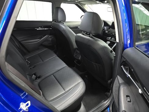 Used 2022 Kia Seltos SX w/ Sunroof Package AWD/4WD image 18
