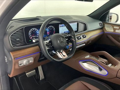 Certified 2025 Mercedes-Benz GLS 63 AMG 4MATIC image 11