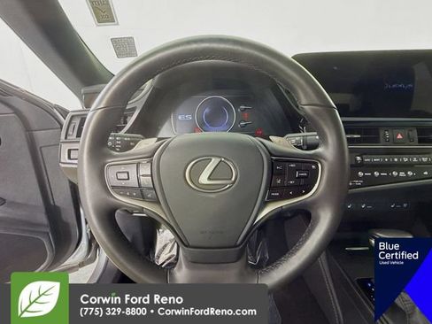 Used 2024 Lexus ES 250 w/ Premium Package AWD/4WD image 15