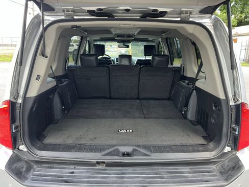 Used 2010 INFINITI QX56 4WD w/ Technology Pkg image 18