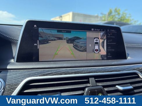 Used 2022 BMW 750i xDrive w/ Executive Package AWD/4WD image 17
