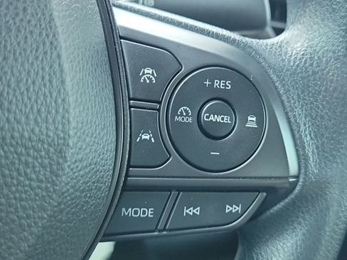 Used 2023 Toyota Corolla LE image 26