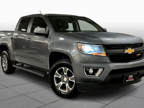 Used 2018 Chevrolet Colorado Z71 image 2