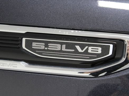 Used 2024 GMC Sierra 1500 SLT image 12