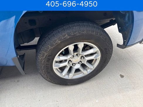 Used 2022 Chevrolet Silverado 1500 LT AWD/4WD image 11