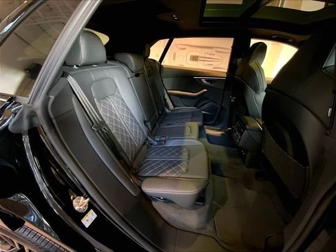New 2026 Audi SQ8 Prestige AWD/4WD image 11