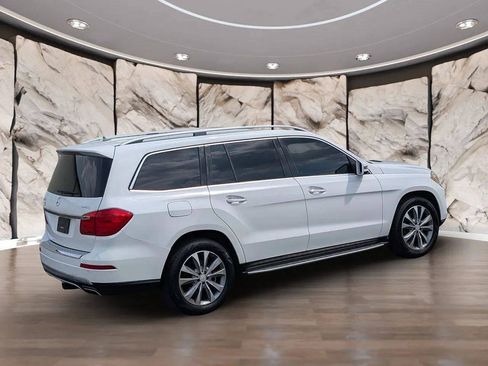 Used 2014 Mercedes-Benz GL 450 4MATIC image 13