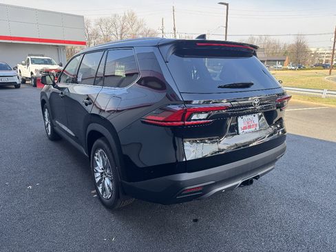 New 2026 Toyota Grand Highlander Platinum image 7
