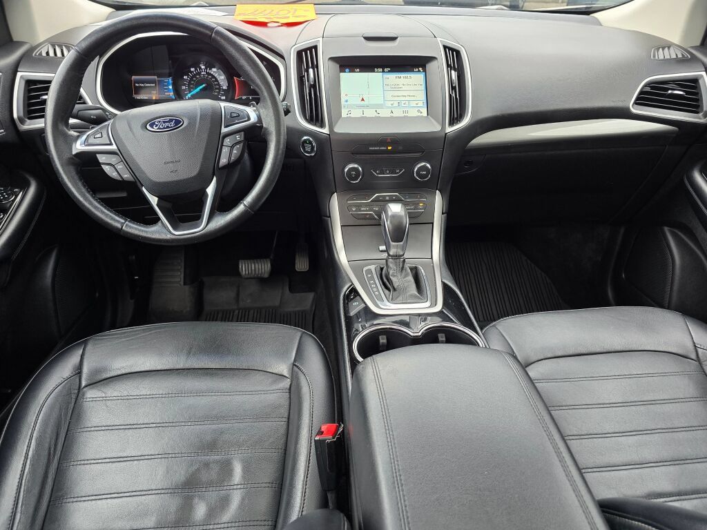 Used 2017 Ford Edge SEL w/ Equipment Group 201A AWD/4WD image 18