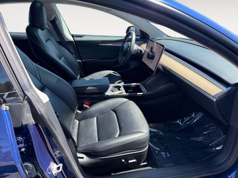 Used 2023 Tesla Model 3 Standard Range RWD image 19