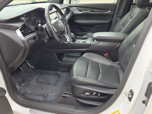 Used 2020 Cadillac XT6 Sport AWD/4WD image 26