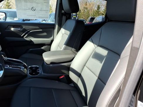 New 2026 GMC Canyon Elevation w/ Convenience Package image 19