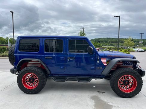 Used 2018 Jeep Wrangler Unlimited Rubicon AWD/4WD image 21