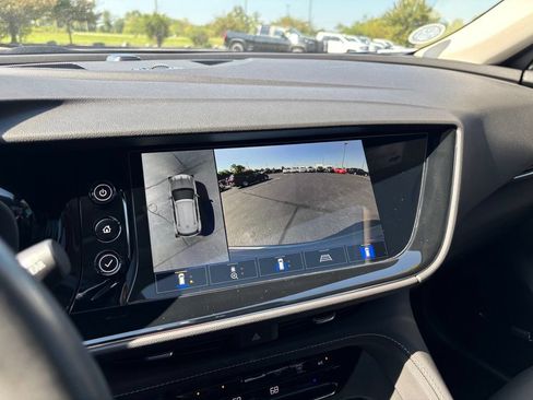 Used 2023 Buick Envision Avenir AWD/4WD image 43