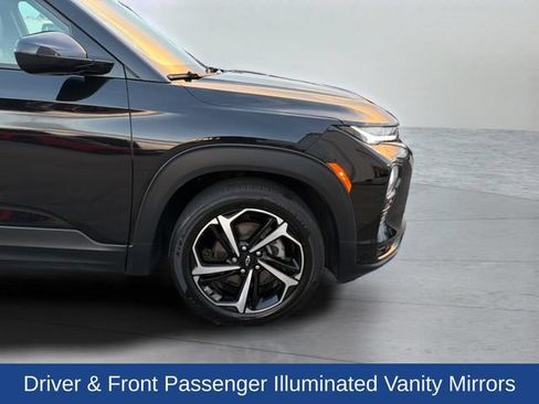 Used 2022 Chevrolet TrailBlazer RS w/ Sun and Liftgate Package FWD image 32