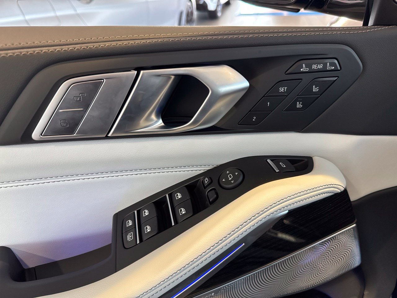 New 2027 BMW X7 xDrive40i w/ Executive Package AWD/4WD image 37