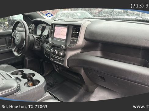 Used 2022 RAM 2500 Tradesman w/ Chrome Appearance Group AWD/4WD image 40