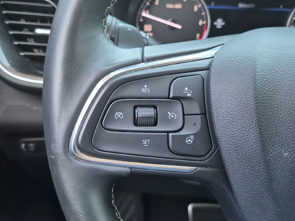 Used 2023 Buick Envision Essence w/ Sport Touring Package AWD/4WD image 20
