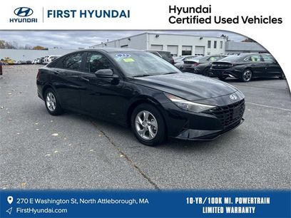Certified 2023 Hyundai Elantra SE w/ Cargo Package