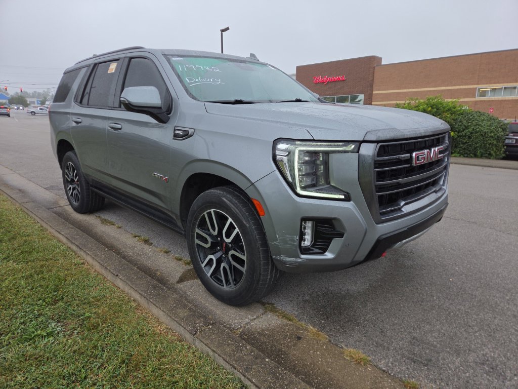 Used 2023 GMC Yukon AT4 AWD/4WD image 2