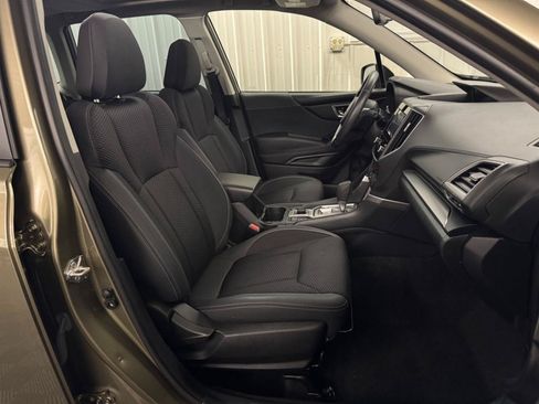 Used 2023 Subaru Forester Premium AWD/4WD image 11