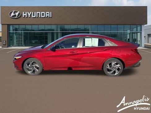 Certified 2025 Hyundai Elantra Sport image 2