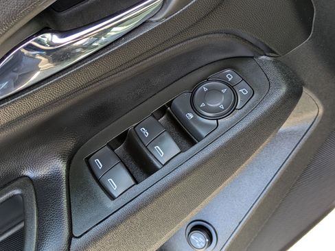 Used 2022 Chevrolet Equinox LT image 11