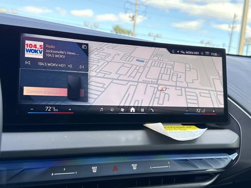 Certified 2025 BMW X3 xDrive30i w/ M Sport Package image 24