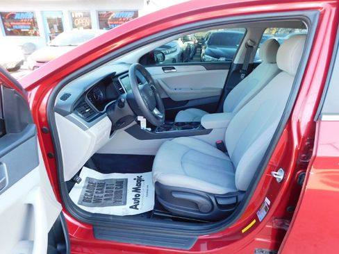 Used 2018 Hyundai Sonata SE image 18