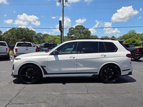 Used 2023 BMW X7 M60i w/ Executive Package AWD/4WD image 5
