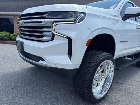 Used 2021 Chevrolet Suburban High Country image 65