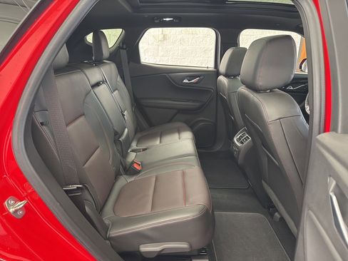 Used 2021 Chevrolet Blazer RS w/ Enhanced Convenience Package image 45