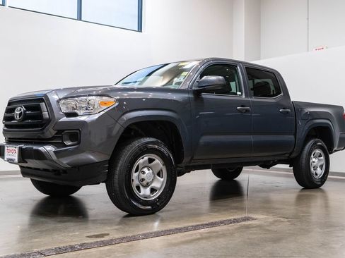 Used 2023 Toyota Tacoma SR AWD/4WD image 3