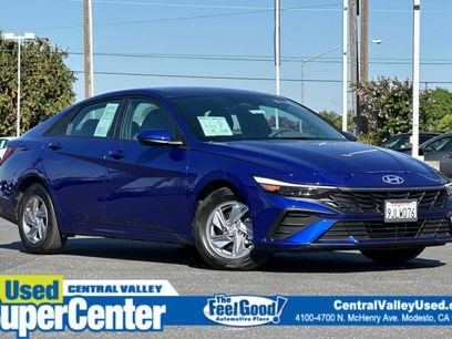 Used 2024 Hyundai Elantra SE
