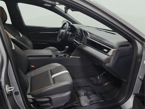 Certified 2025 Toyota Camry SE FWD image 14