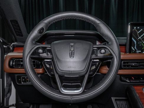 Used 2023 Lincoln Aviator Reserve w/ Elements Package Plus image 20