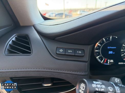 Used 2020 Cadillac Escalade Premium Luxury w/ LPO, Radiant Package image 10