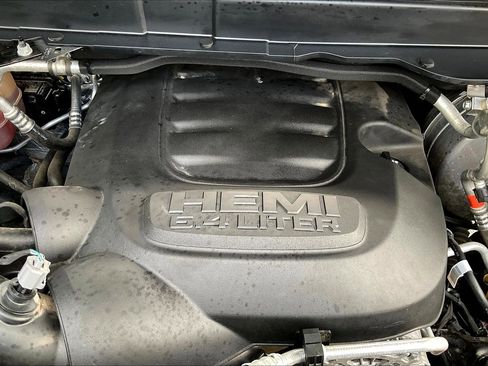 Used 2024 RAM 2500 Big Horn image 31