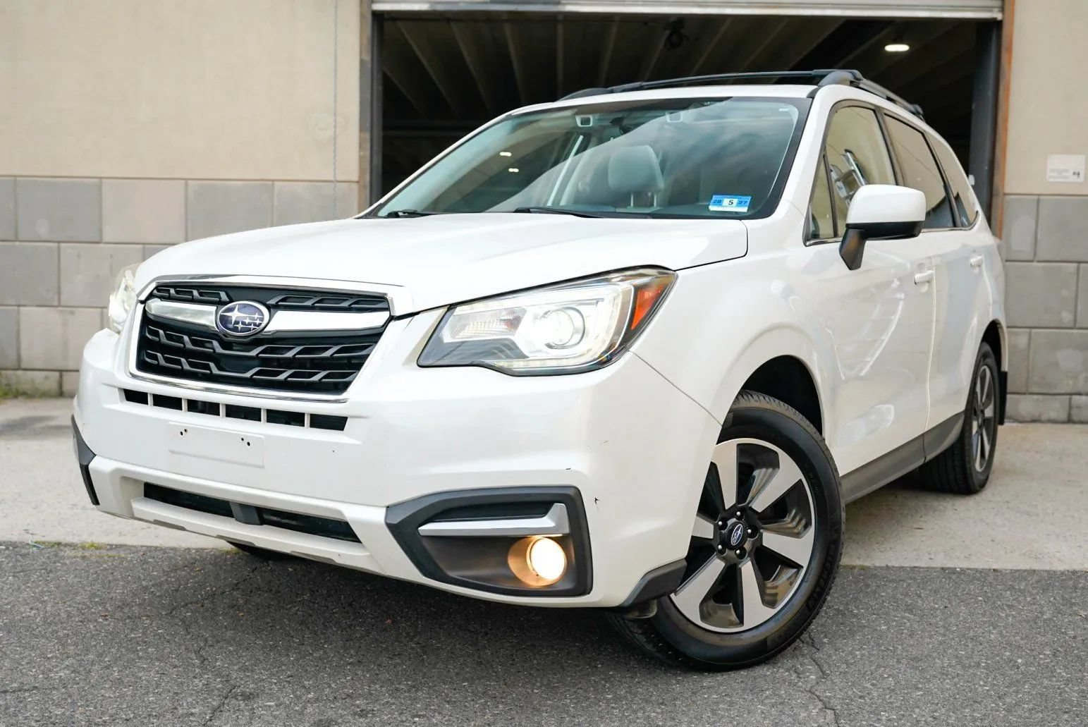 Used 2018 Subaru Forester 2.5i Limited AWD/4WD image 1