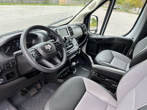 Used 2026 RAM ProMaster 2500 w/ Convenience Group FWD image 19
