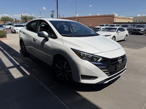 Used 2025 Nissan Versa SV w/ Trunk Package FWD image 6