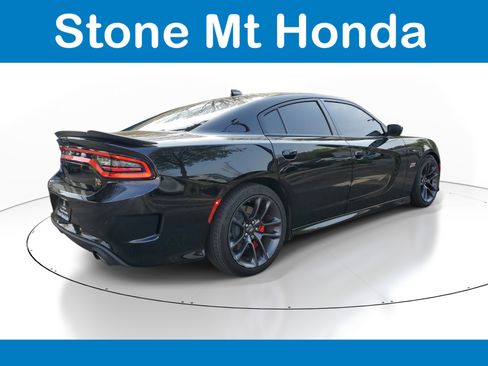 Used 2022 Dodge Charger Scat Pack image 6