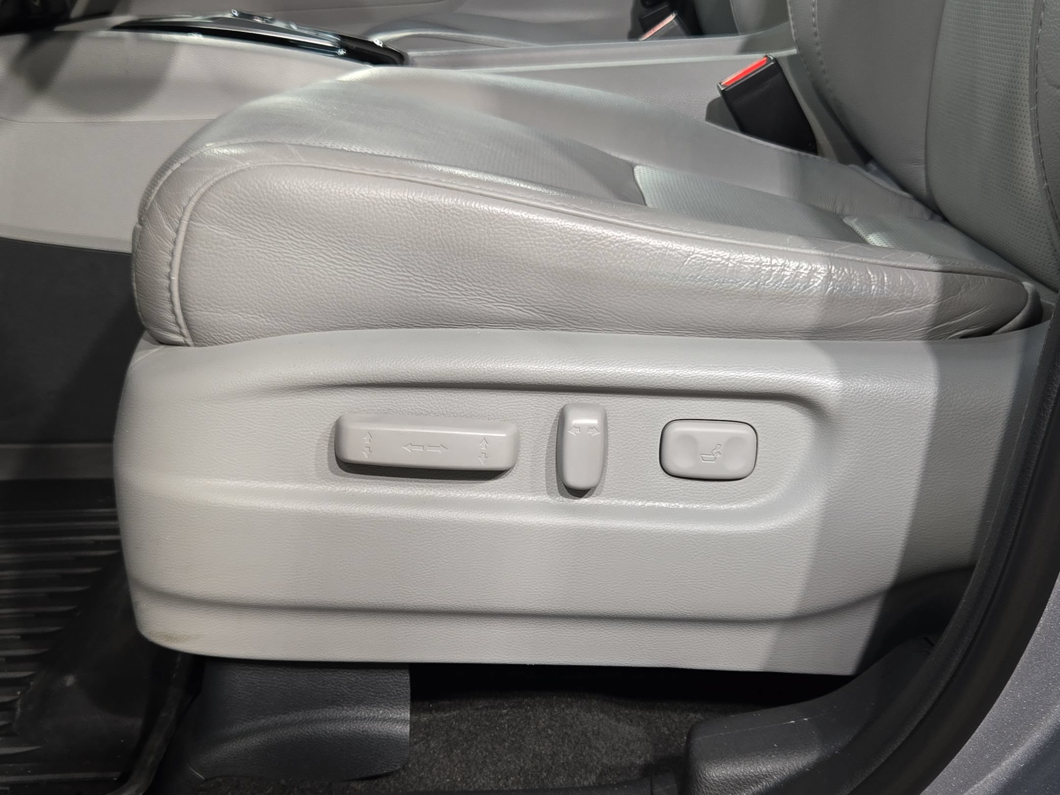 Used 2021 Honda Pilot Elite image 22