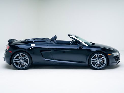 Used 2014 Audi R8 V8 image 13