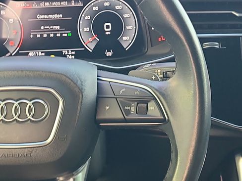 Used 2022 Audi Q8 Premium Plus image 27