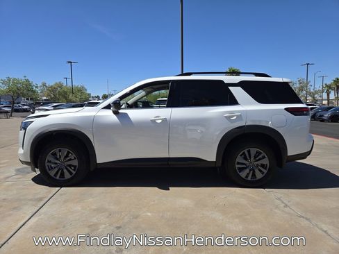 New 2026 Nissan Pathfinder SV FWD image 3