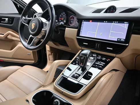 Used 2019 Porsche Cayenne AWD/4WD image 31
